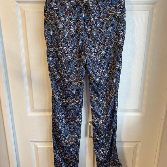 Satin Printed Pants - Picture 2 of 3